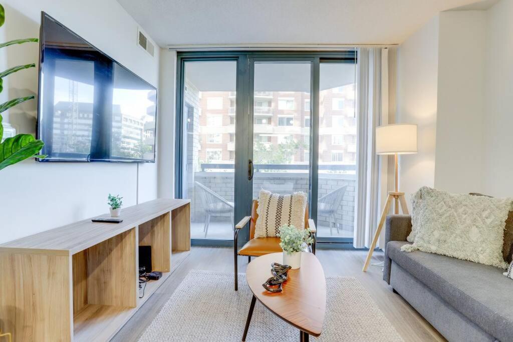 Sensational 1 Bedroom Condo At Ballston Place With Gym Arlington Exterior photo