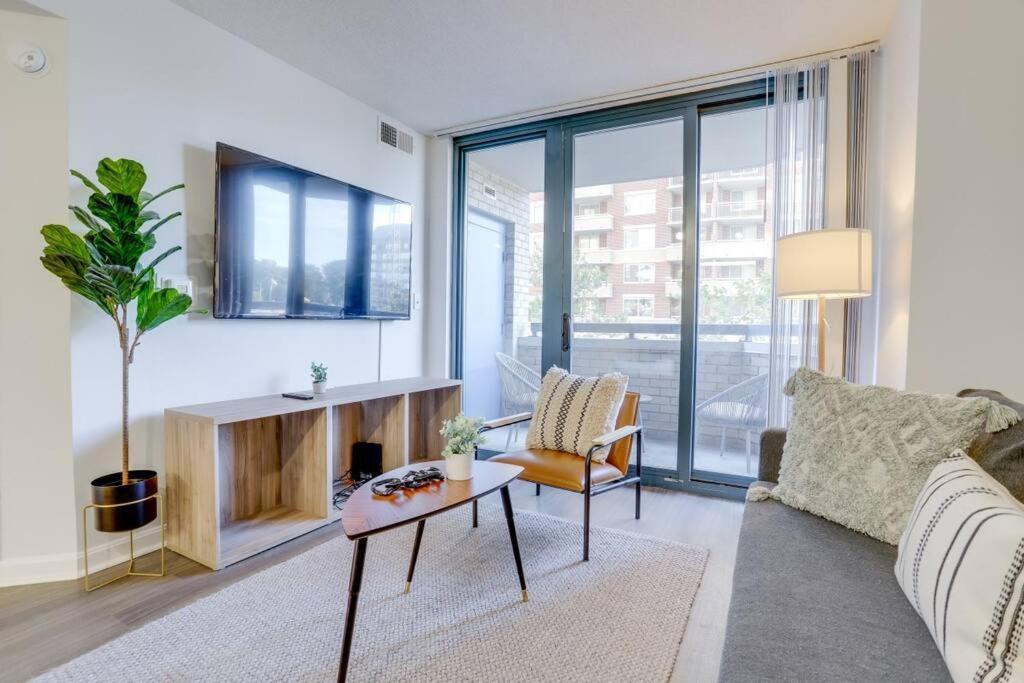 Sensational 1 Bedroom Condo At Ballston Place With Gym Arlington Exterior photo
